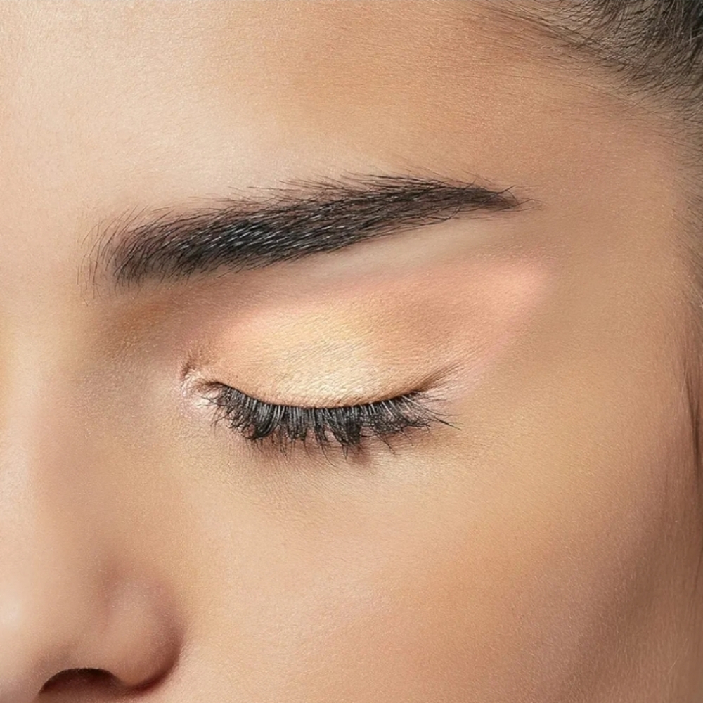 🆕️✨️ L'OREAL PARIS COLORQUEEN OIL EYESHADOW - DON'T STOP ME✨️ - Picture 2 of 5